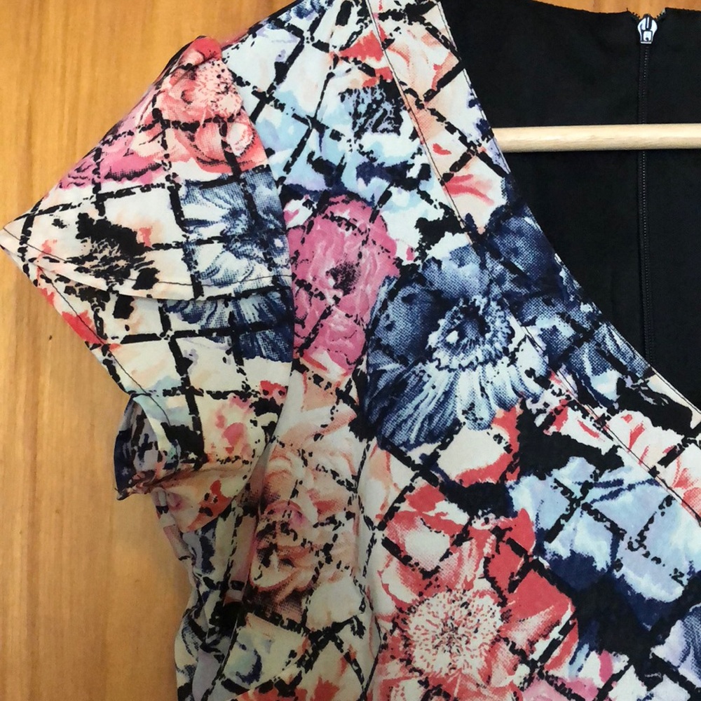 Japna floral dress - Picture 3 of 4